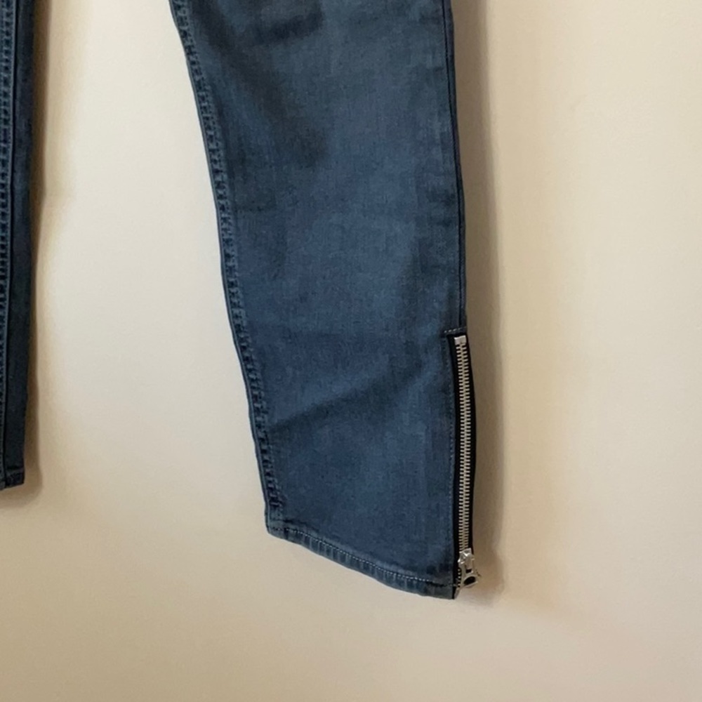 Rag & Bone Nina High-Rise Cigarette - Minna
Slim Fit Ankle Dark Grey Jean - Picture 4 of 9